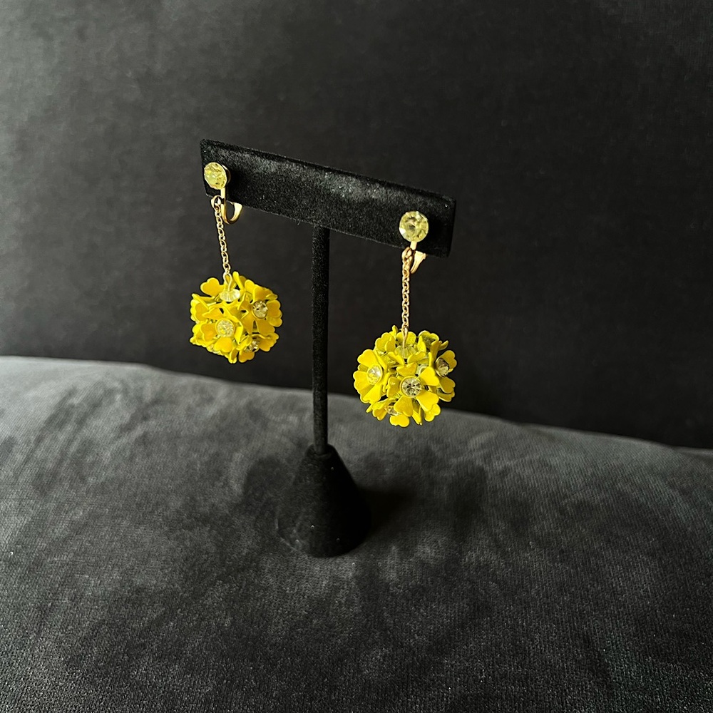 Not the Billie Eilish Earrings which sold for $5715.00 for a great cause!